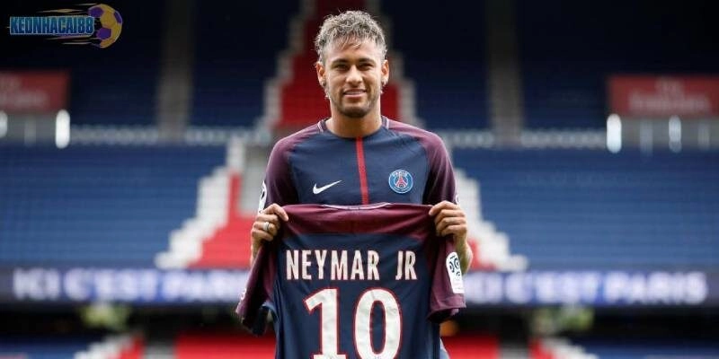 Neymar đang là cầu thủ đắt giá nhất từ trước đến nay