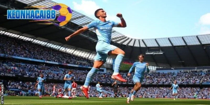 Mạnh mẽ ở hàng công, đột phá trong các pha bóng