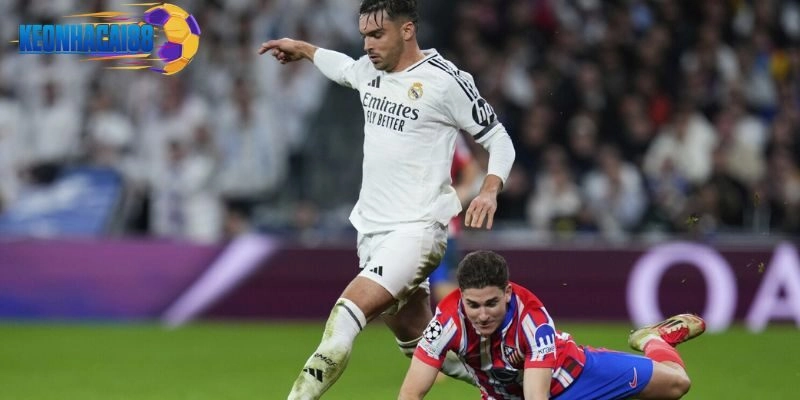 Tuy chưa có danh hiệu lớn nhưng lối chơi của anh đóng góp rất nhiều cho đội